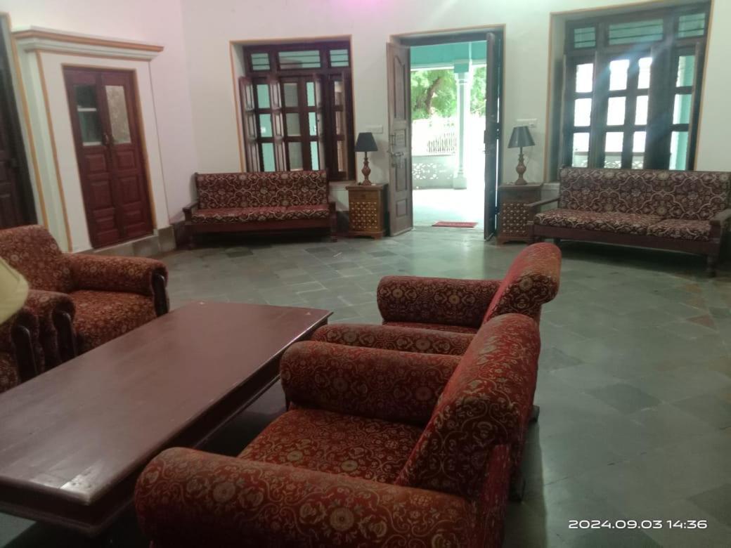 Hotel Mandawa Haveli Экстерьер фото