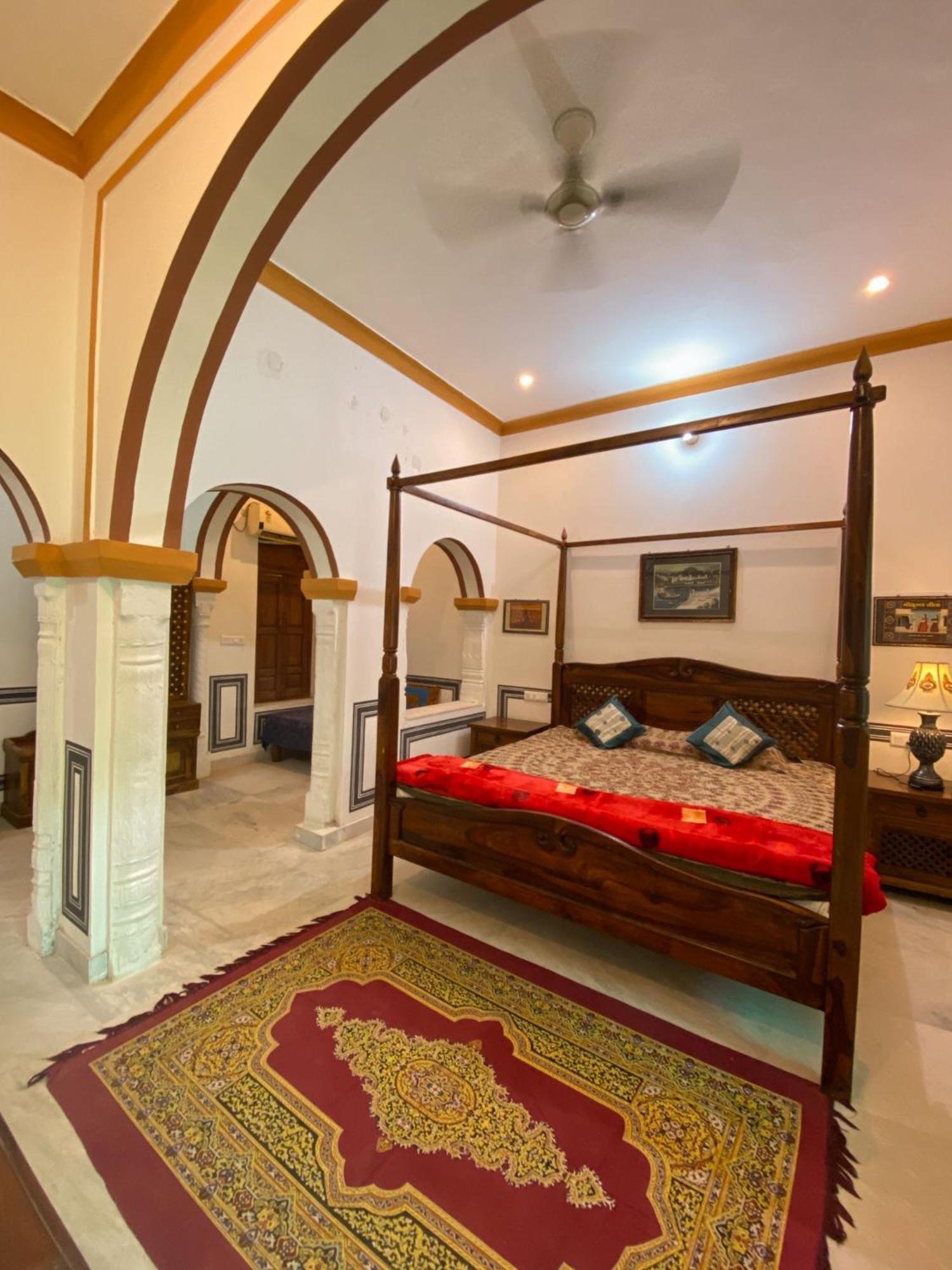 Hotel Mandawa Haveli Экстерьер фото