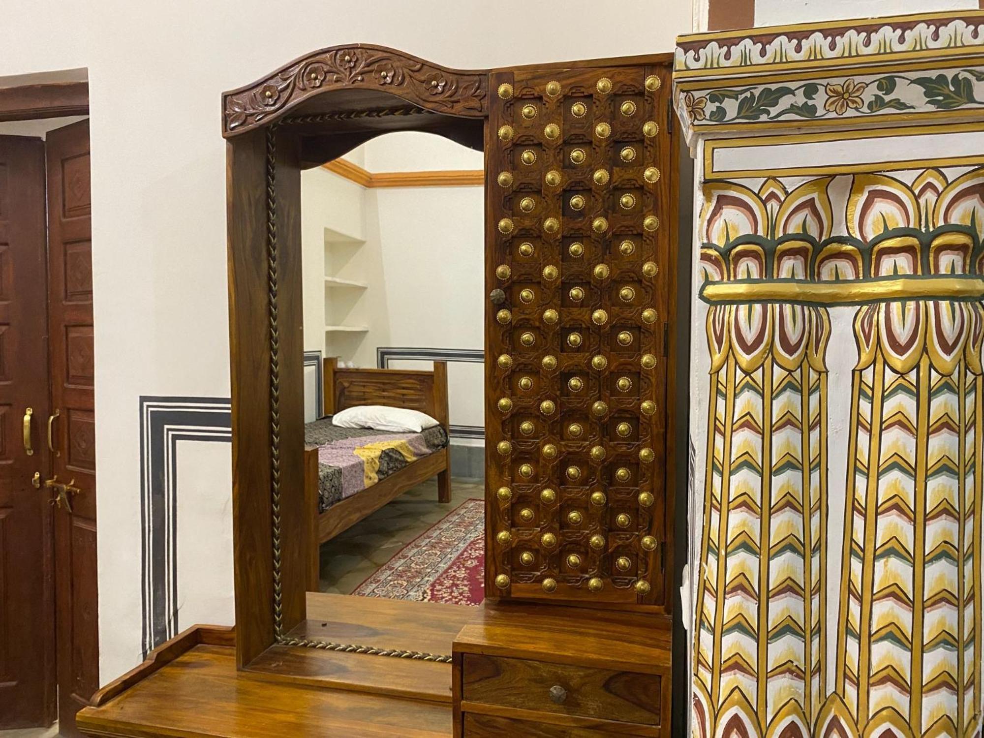 Hotel Mandawa Haveli Экстерьер фото